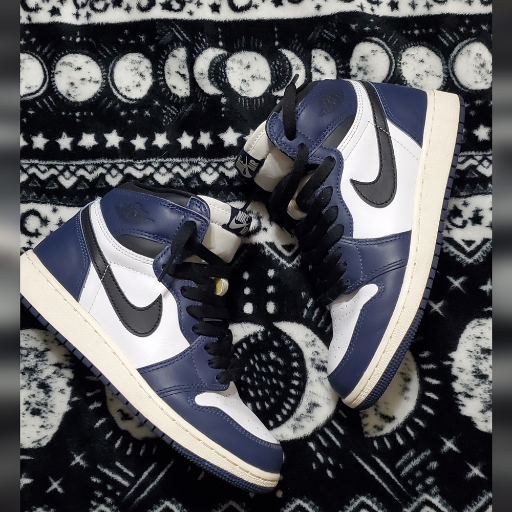 Nike Jordan 1 Retro High OG Midnight Navy